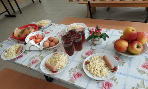 младшеклашек в приамурье будут кормить завтраками на 63 рубля в день
