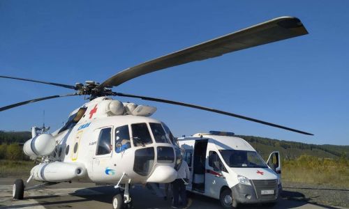 в амурской области вертолет санавиации эвакуировал шесть больных с диагнозом covid-19
