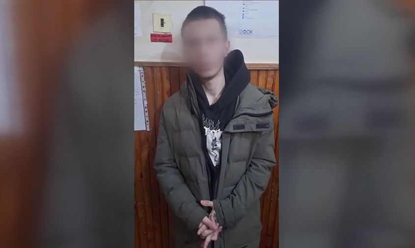 «искал легких денег»: работая на мошенников, 18-летний амурчанин похитил у троих пенсионеров почти миллион рублей