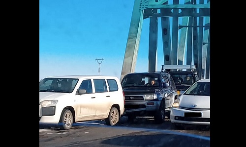 авария на мосту через зею в благовещенске парализовала движение транспорта