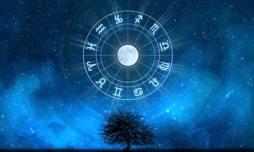 гороскоп на 13 августа: козероги увлекутся перфекционизмом, а овнов захватит романтика