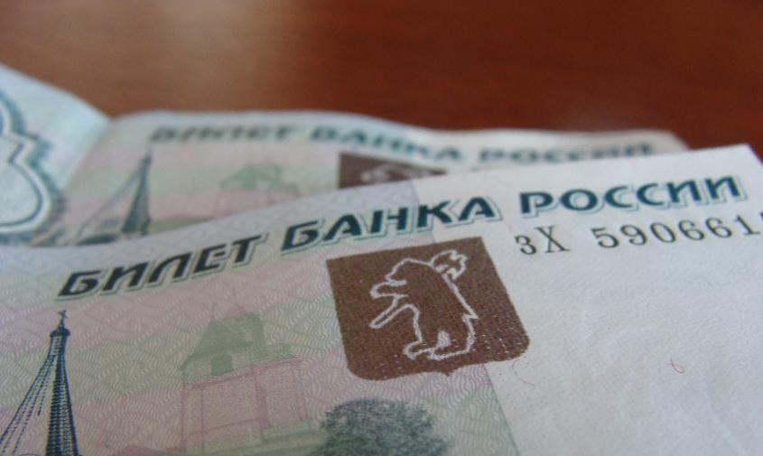 В Благовещенске мастер пункта приема металлолома похитил более 600 000 рублей через девушку друга