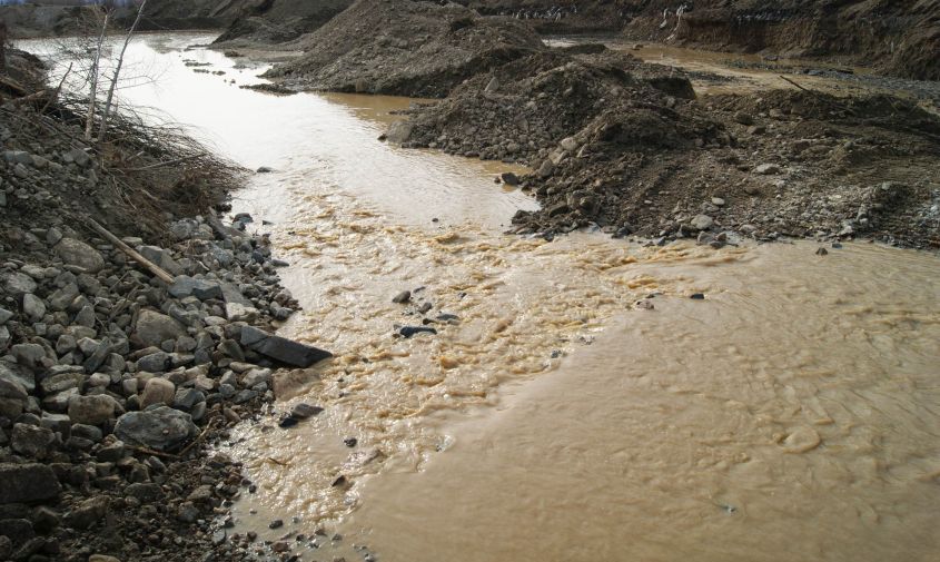 золотодобытчик заплатит четыре миллиона рублей за загрязнение ручья в тындинском районе
