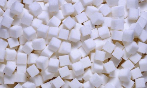 ведомствам поручили найти меры по снижению цен на сахар
