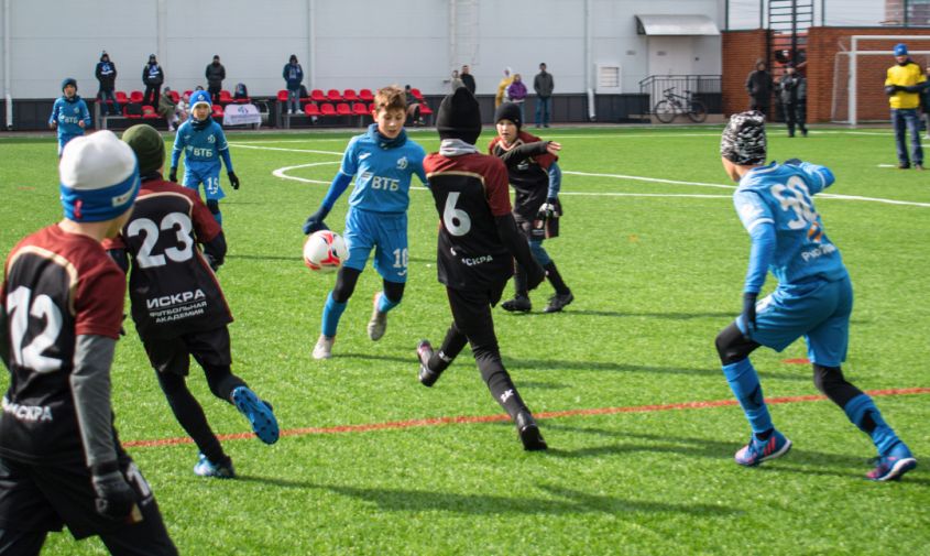 детская футбольная лига россии и академия «искра» проведут чемпионат дальнего востока