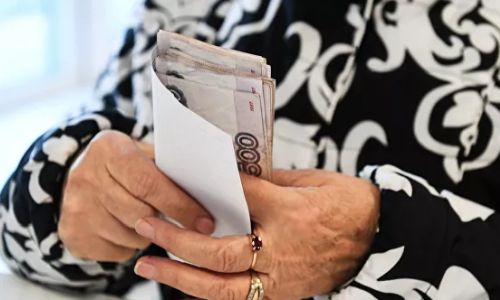 амурские пенсионеры начали получать повышенные пенсии
