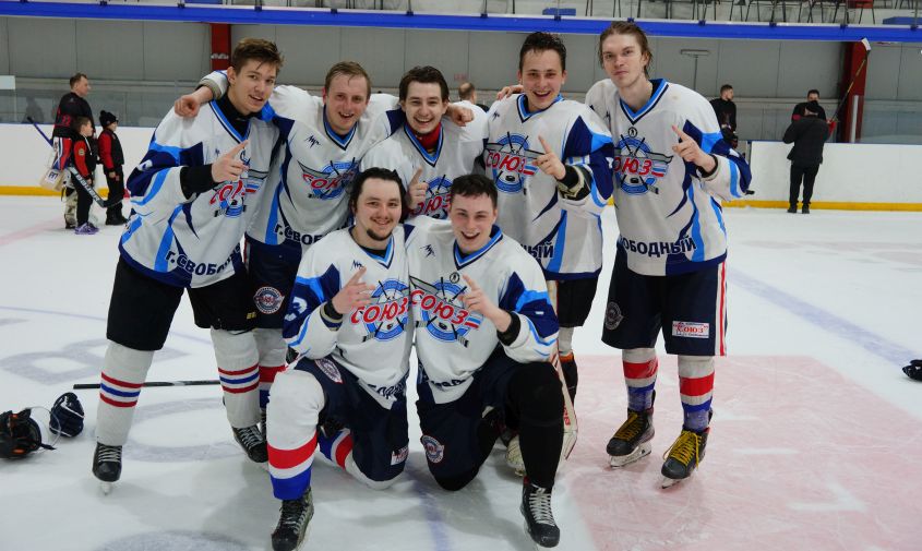 благотворительный хоккейный турнир памяти дениса горбачева выиграл «союз» из свободного
