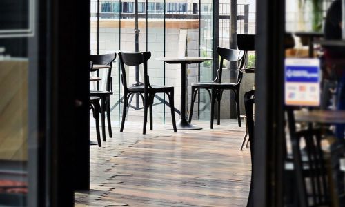 созданы covid-free зоны: бизнес-омбудсмен предложил смягчить ограничения в кафе и торговых центрах приамурья
