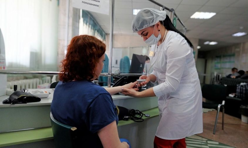 «светофор» для поступивших: в приемном отделении амурской областной больницы организовали сортировку экстренных пациентов
