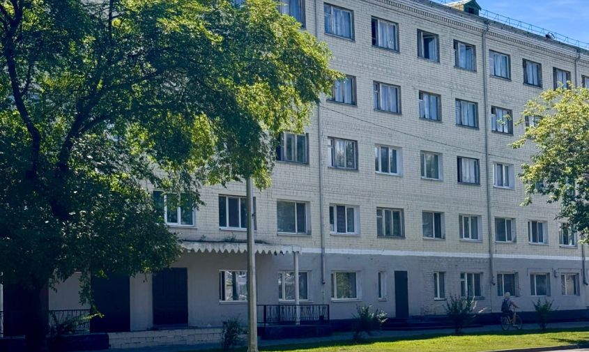 «Состояние близко к критическому»: после жалоб в общежитии АмГУ на улице Калинина проведут частичный ремонт