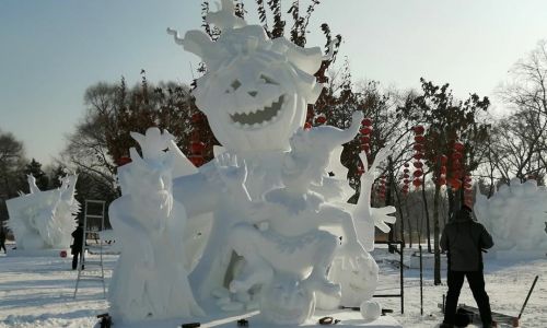 на международном фестивале в харбине в конкурсе снежных скульптур амурчане заняли третье место
