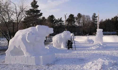 мэру шимановска пришлось объяснять, почему в городе не будет ледовых скульптур
