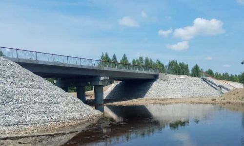 новый мост на трассе «введеновка — февральск — экимчан» достроят уже в августе
