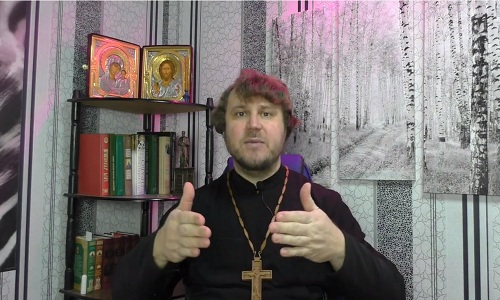 благовещенский священник объяснил погребение православных ногами на восток
