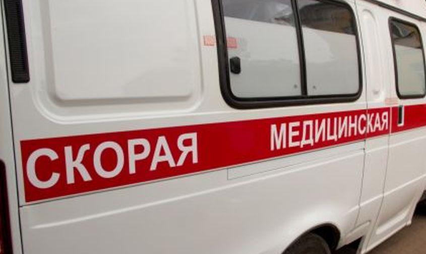 Поздним вечером в Свободном водитель сбил мужчину-пешехода и уехал