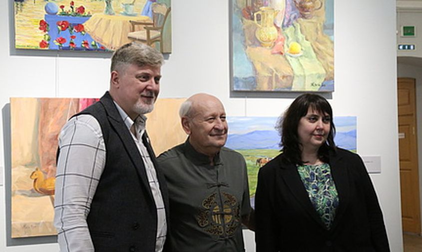 выставка «живопись» объединила работы художников россии и китая