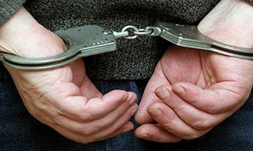 амурские полицейские задержали сбежавшего во владивосток мужчину, обманувшего амурчан на 7 миллионов рублей