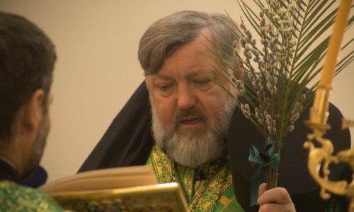 у православных благовещенцев есть возможность освятить вербу в кафедральном соборе