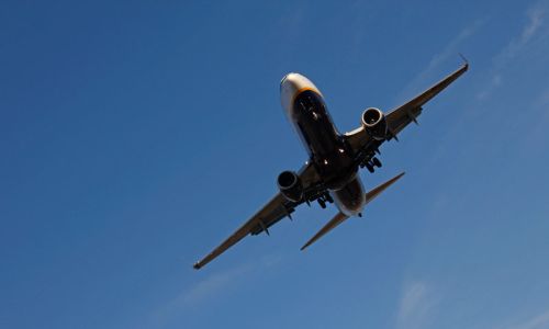 минтранс предупредил о риске подорожания авиабилетов на 15–30 % 
