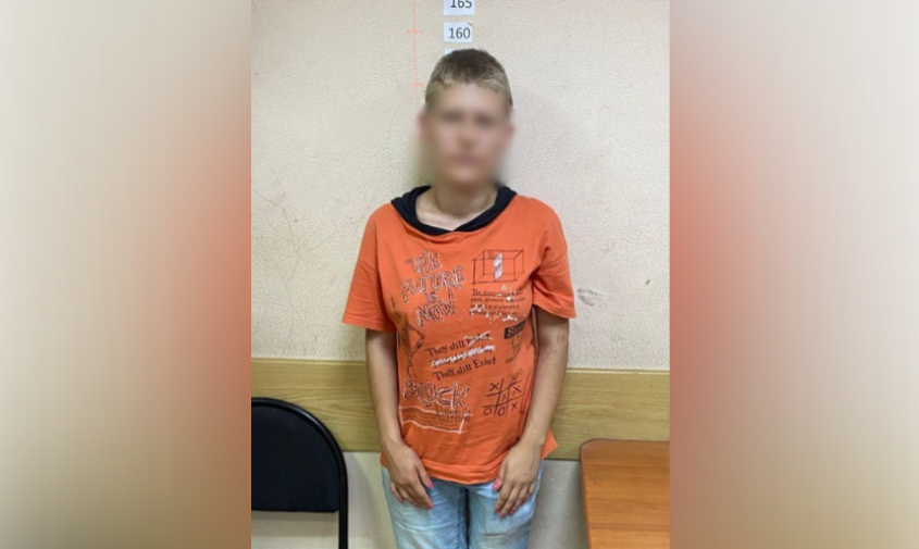 Амурчанка приложила палец спящего в ночном клубе мужчины к его телефону и перевела себе крупную сумму
