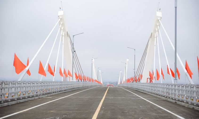 губернатор приамурья заявил о планах по строительству еще двух мостов в китай