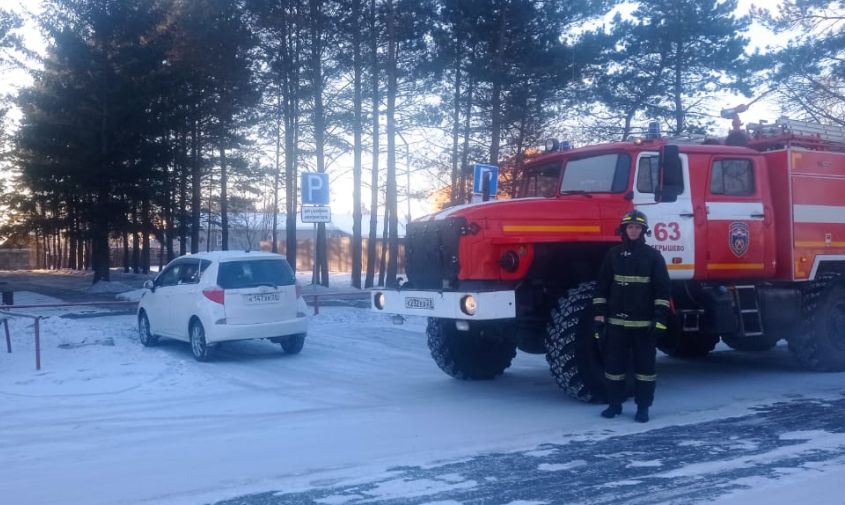 в амурской области в заброшенном элеваторе под лед провалился 12-летний ребенок