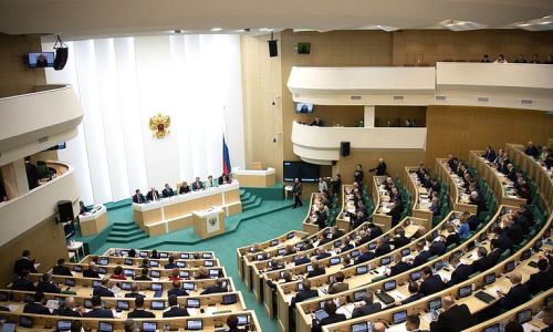 совет федерации одобрил поправки в конституцию