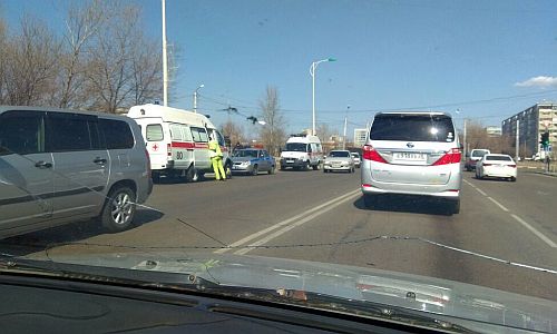 Криминал благовещенск. В Благовещенске ДТП на Игнатьевском шоссе. ДТП В Благовещенске 4 машины улица Студенческая.