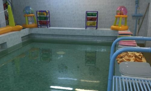 в тынде для детей-инвалидов проводят бесплатные занятия в бассейне
