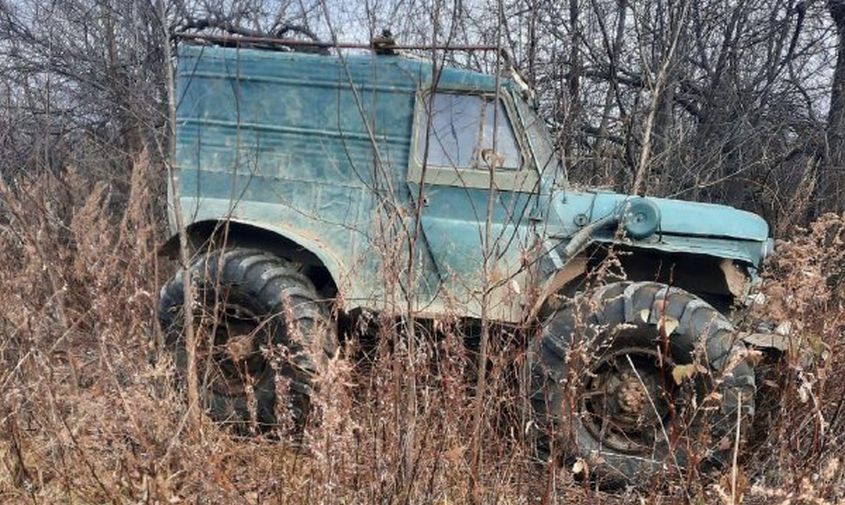 окровавленные топоры и следы крови: в амурском заказнике поймали браконьеров на самодельном вездеходе