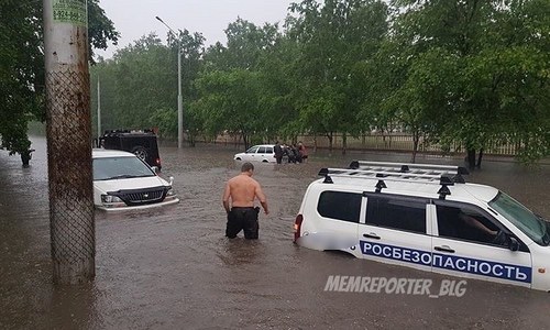 прокуратура обязала благовещенскую мэрию организовать водоотведение на улице дьяченко
