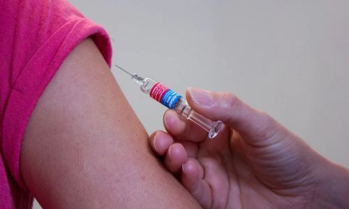 в приамурье ожидают поступления первой партии вакцины «спутник м» для подростков
