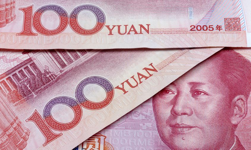 втб: юань займет треть валютных сбережений россиян к концу года