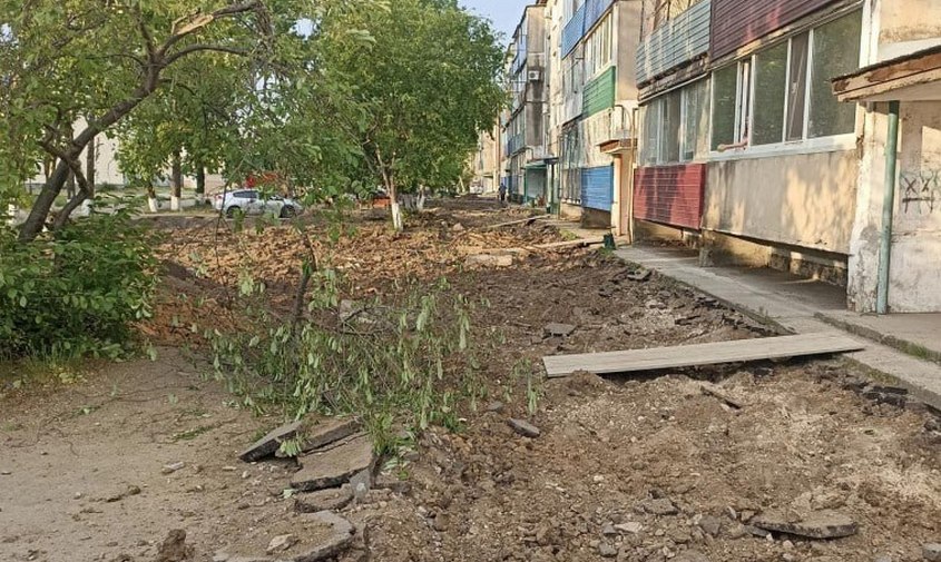 «мечты сбываются»: в белогорске до конца лета появятся три современные придомовые площадки
