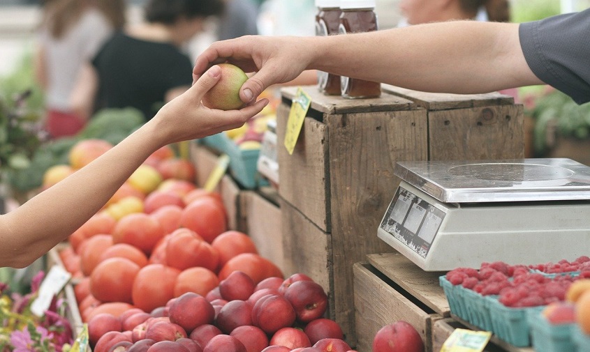 глава приамурья заявил об отсутствии «спекулятивного роста цен» на продукты питания первой необходимости