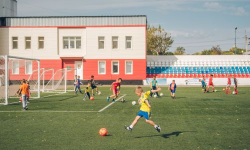 в амурской области будут развивать футбол: акцент сделают на женских командах и новых сборных