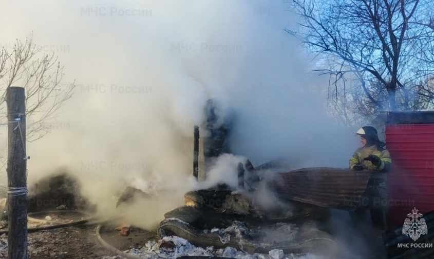 В амурском поселке на месте пожара обнаружено теложенщины