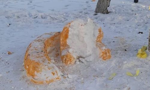 вандалы разгромили снежный городок в белогорском селе великокнязевке
