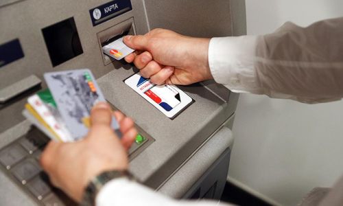 в центробанке объяснили рекомендацию об ограничении выдачи денег в банкоматах