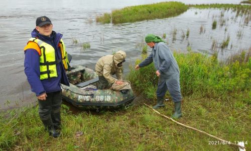 белогорские спасатели помогли рыбаку вернуться на берег
