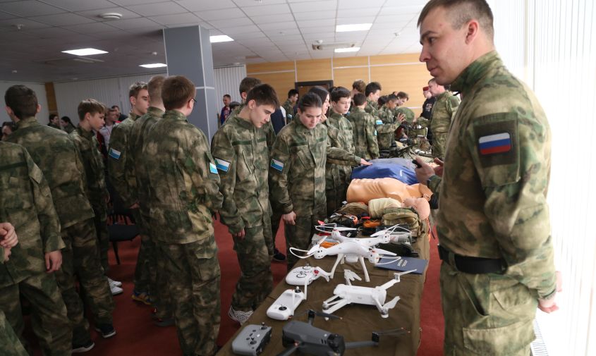 в россии возродили систему военно-спортивной подготовки и патриотического воспитания молодежи
