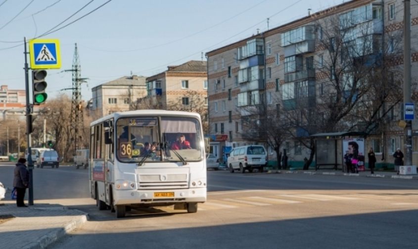 в благовещенске все автобусы маршрута № 36 будут ходить по октябрьской 
