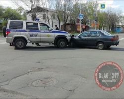 В Райчихинске произошло ДТП с участием автомобиля полиции