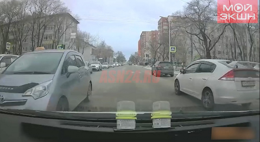 автоледи, пострадавшая в обидном дтп, получит 5 000 рублей за видео о нем
