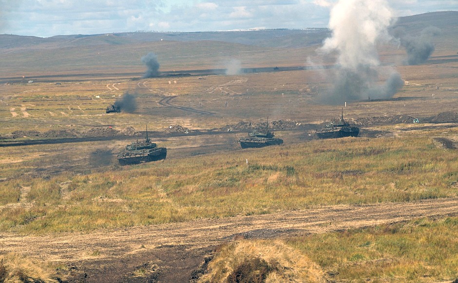 Учения восток 2010 цугол фото