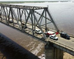 Мост через Зею не будут полностью перекрывать на следующих выходных