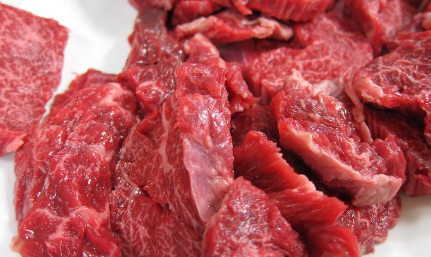 276 килограммов подозрительного мяса попало в детсады, школу и дом-интернат в приамурье
