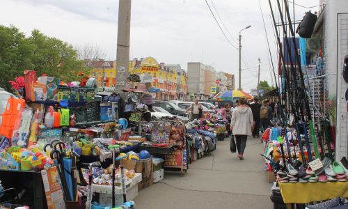 аукцион по продаже центрального рынка благовещенска выиграла фирма владельца трц «острова»