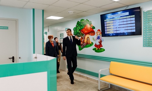губернатор приамурья о ремонте детской поликлиники № 1 благовещенска: «вот так и должно быть!»
