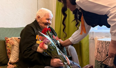 В Белогорске с годовщиной Победы поздравили 102-летнего ветерана Великой Отечественной войны